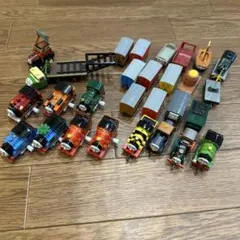 カプセルプラレールトーマス車両セット 14両以上