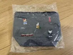 【完売品】ファミリア×阪急電車　コラボポーチ【新品未使用】