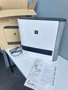 シャープ　加湿セラミックファンヒーター　HX-R12E2のサムネイル