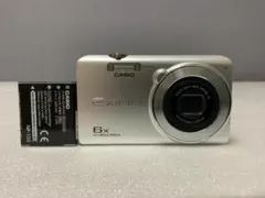 CASIO EXILIM EX-Z900 シルバーのサムネイル