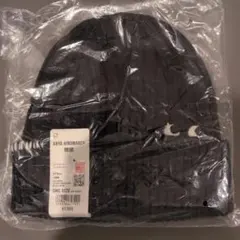 ユニクロ　アニヤハインドマーチ　ニット帽