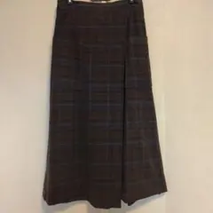 HUMAN WOMAN ブラウン系チェック フレアスカート