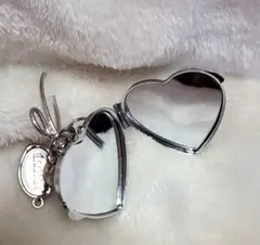 Item thumbnail for item e8ed60a6-8f67-4d06-a1f5-c1cced0e8cbe