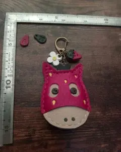 【72】本革いちごメンコ馬コインケース