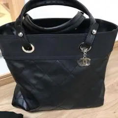 極美品シャネル　　パリビアリッツ　Mサイズ