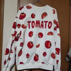 美品　プニュズ　トレーナー　　トマト