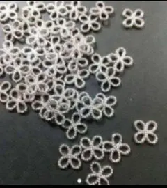 小さなクローバーチャーム♡５０個セット