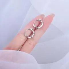 高品質 14kgp ねじりフープピアス シルバー レディース