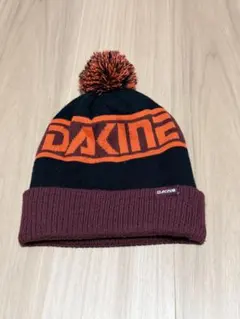 に*く様 美品　3回着用DAKINE ポンポン付き帽子 BB232-917のサムネイル