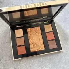 限定BOBBI BROWN リュクス アイ＆グロウ パレット クールグロウ - メルカリ