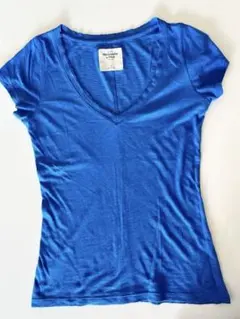 お値下げ◆Abercrombie & Fitch 青 Vネック Tシャツ S