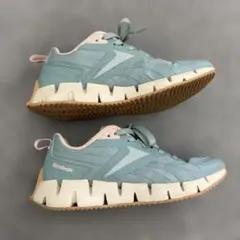 Reebok スニーカー ブルーグレー系　アメリカにて購入　39 希少のサムネイル