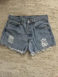 Levi's 501 デニムショートパンツ ダメージ加工 W32L32
