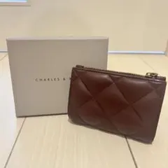 【CHARLES & KEITH 】財布 ジェマ キルトカードホルダー