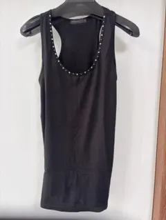 スタッズ付き タンクトップ ブラック M