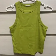 タンクトップ（緑）
