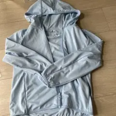 UNIQLO エアリズムライトブルー フルジップパーカー 120