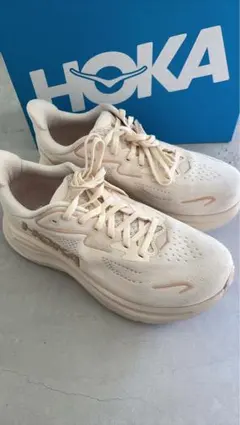 HOKA CLIFTON 10 クリフトン　ワイド スニーカー　限定色　クリーム