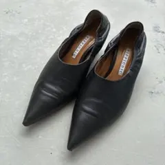 ブラック ポインテッドトゥ 中ヒールパンプスのサムネイル