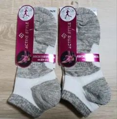 Item thumbnail for item d5aef549-3e58-4885-8a43-afabbf291575