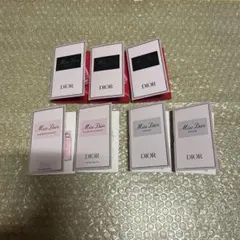 ディオール　Miss Dior サンプル香水 テスター　54個　まとめ売り ディオール Miss Dior サンプル香水 テスター 54個 まとめ売り - メルカリ