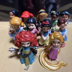 ディズニー　アニメターズコレクションフィギュア　　プリンセス　１１体