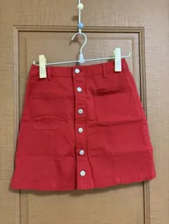 赤　タイトスカート