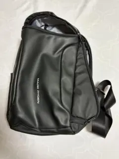 MARK RYDEN ブラック ボディバッグ