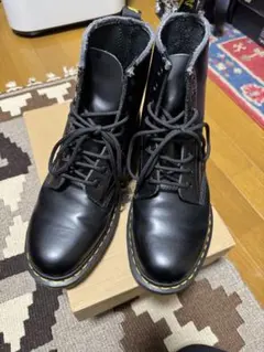 ドクターマーチン8ホールブーツ UK8