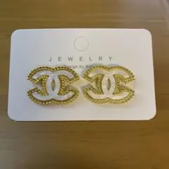 CCロゴyellow goldカラーピアス