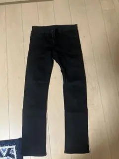 スキニーパンツ