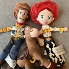 トイ・ストーリー ウッディとジェシーとブルズアイ ぬいぐるみセット中古