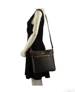 お値下げ！！コーチ　ローワンファイルショルダーバッグ