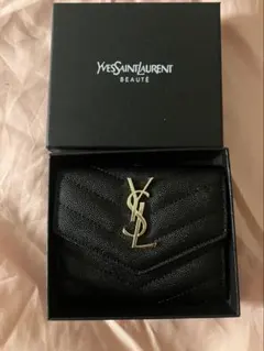 SAINT LAURENT カサンドラ 三つ折り財布 キャビアスキン ブラック