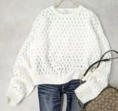 美品★ビューティーアンドユース アンゴラミックス透かし編ケーブルニット アローズ