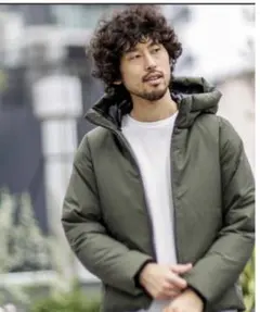 河田フェザー撥水フードダウンジャケット