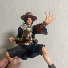 ワンピース エース フィギュア