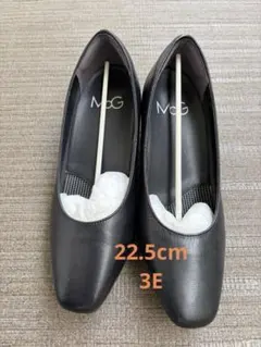 MoG 本革ブラック パンプス 22.5cmのサムネイル