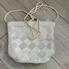 ホワイト 総ビーズ編み込みデザイン パーティーバッグ