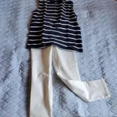 ユニクロタンクトップ＋GU白レギンスパンツ