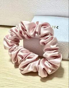 Dior シュシュ