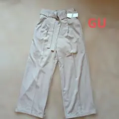 GU ベージュ ストレートパンツ　　ワイドパンツ XL