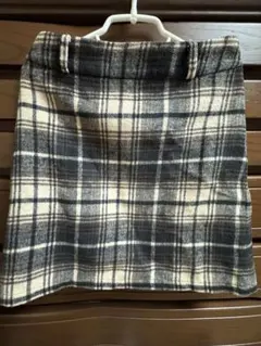 チェック柄タイトスカート