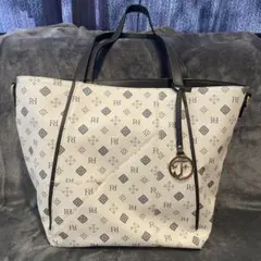 [美品] FIRANO VITA 白　レザー　トートバッグ A4 通勤バッグ