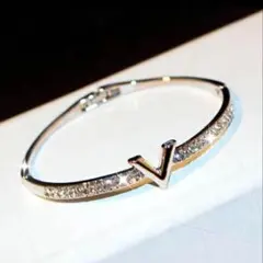 GB1】V字　ブレスレット　シルバー