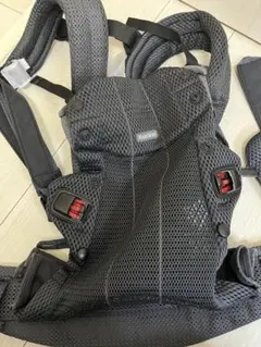 ベビービョルン　抱っこ紐　ハーモニー