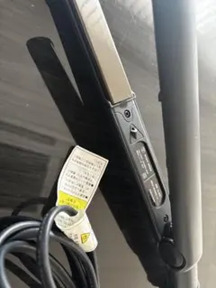 ストレートヘアアイロン　サロニア