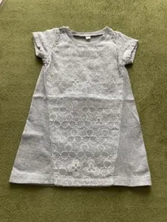 abc アーベーセー 刺繍入りグレー半袖ワンピース 110のサムネイル