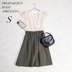 プロポーションボディドレッシング/ドッキングワンピースフレンチスリーブフレア☘️のサムネイル