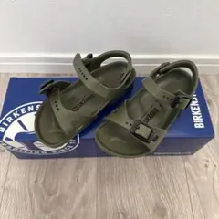 BIRKENSTOCK サンダル 16センチ　子供　キッズ　ベビー　プレゼントのサムネイル